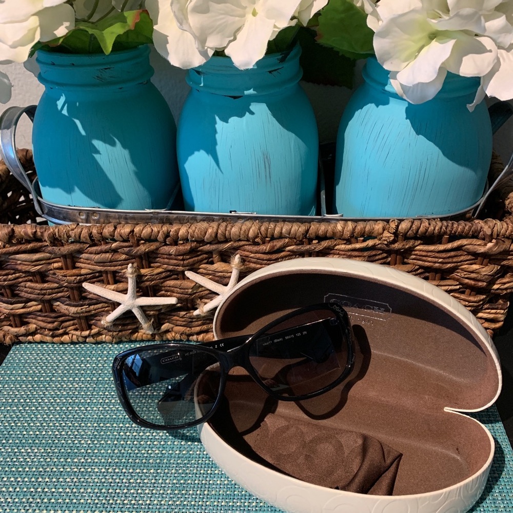 Coach Black Sunglasses 🕶